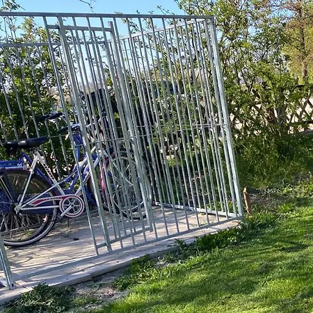 In Paradijselijke Sfeer Met Privemeertje Holiday home