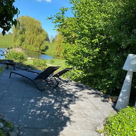 In Paradijselijke Sfeer Met Privemeertje Kleve (Dusseldorf)